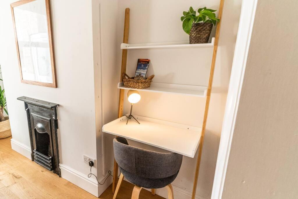 Spacious 3 Bedroom House יורק מראה חיצוני תמונה