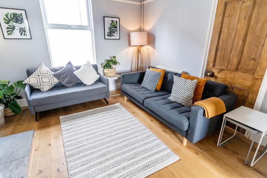 Spacious 3 Bedroom House יורק מראה חיצוני תמונה